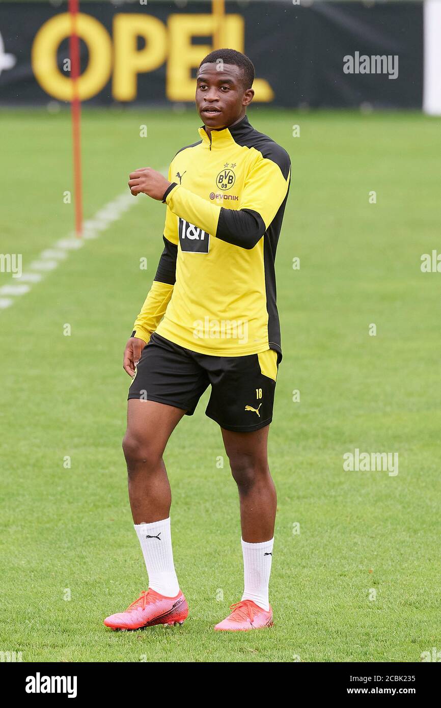 Bad Ragaz, Schweiz. 14. August 2020. Youssoufa Moukoko beim Training der ersten Mannschaft von Borussia Dortmund in Bad Ragaz. Die Borussen verbringen Stock Photo