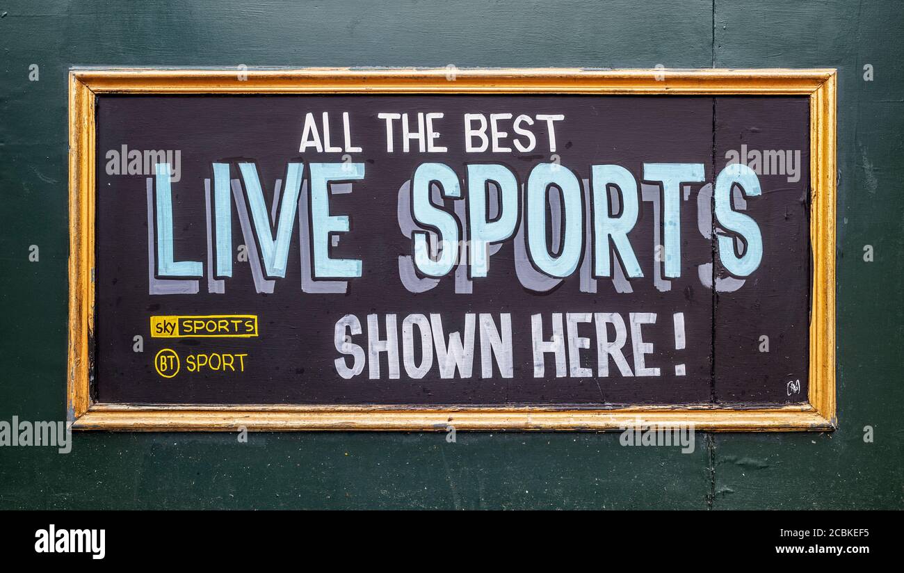 Live sports hi-res stock photography and images