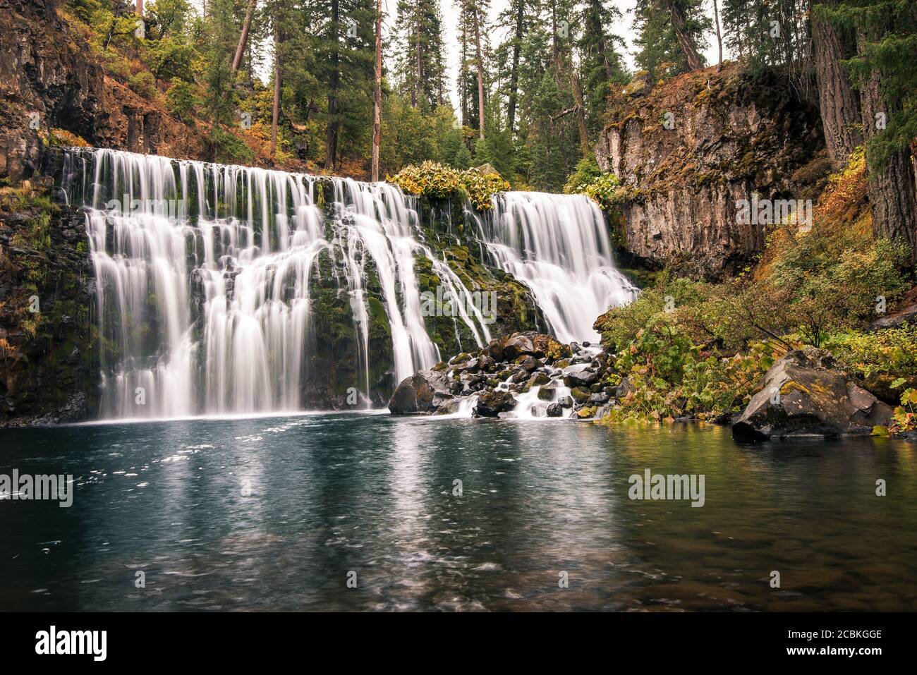 Middle McCloud Falls, McCloud river forest, Northern California, USA Stock Photo Alamy