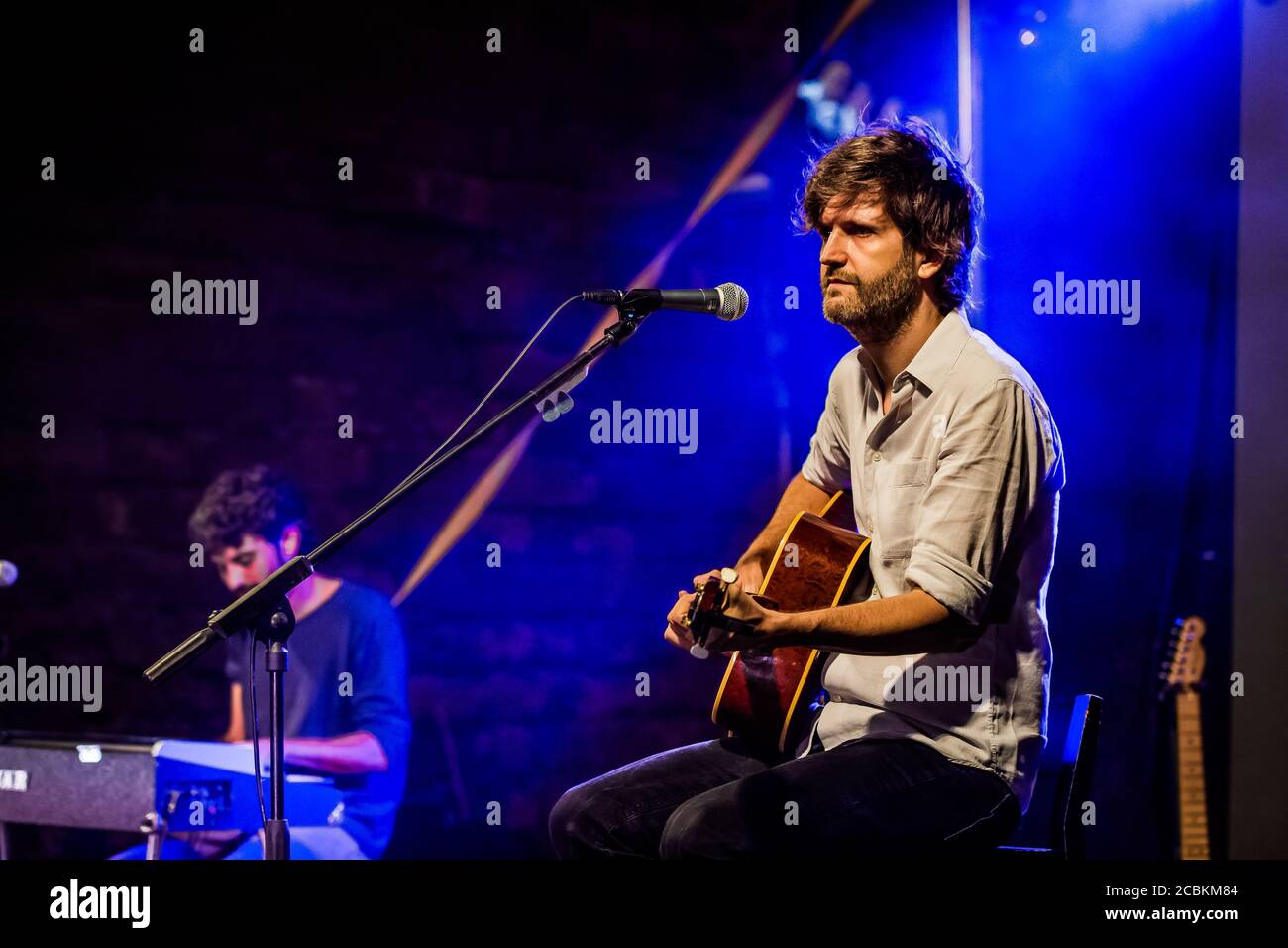 Dente, pseudonym of Giuseppe Peveri, in acoustic concert in SEI - Sud Est Indipendente Festival, Castello Volante di Corigliano d'Otranto. (Photo by Luigi Rizzo/Pacific Press) Credit: Pacific Press Media Production Corp./Alamy Live News Stock Photo