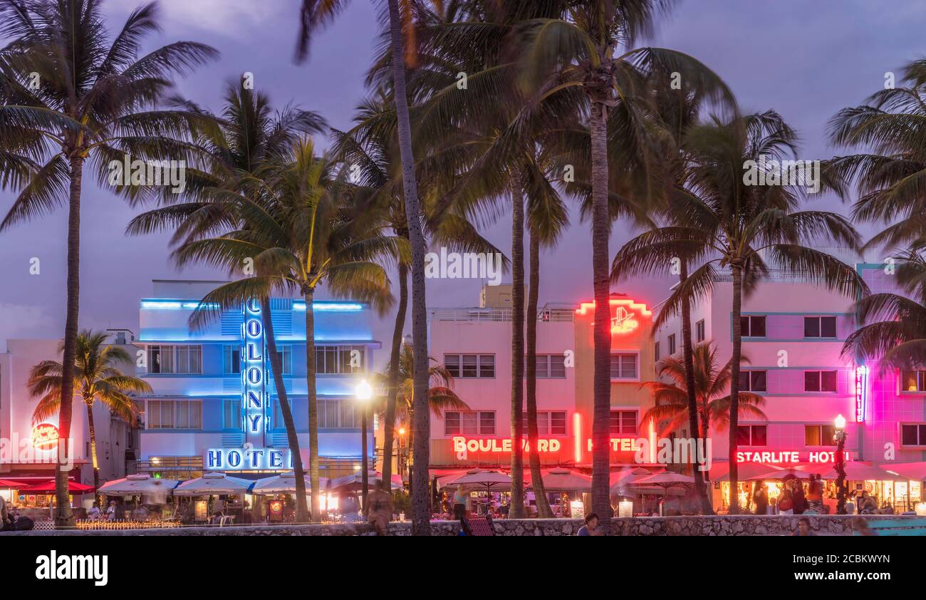 Illuminated art deco hotels in Ocean Drive, Miami Beach, Florida, USA Stock Photo