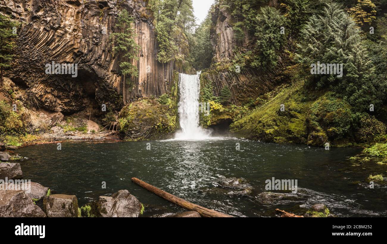 View of Toketee Falls; Umpqua National Forest, Oregon, USA Stock Photo