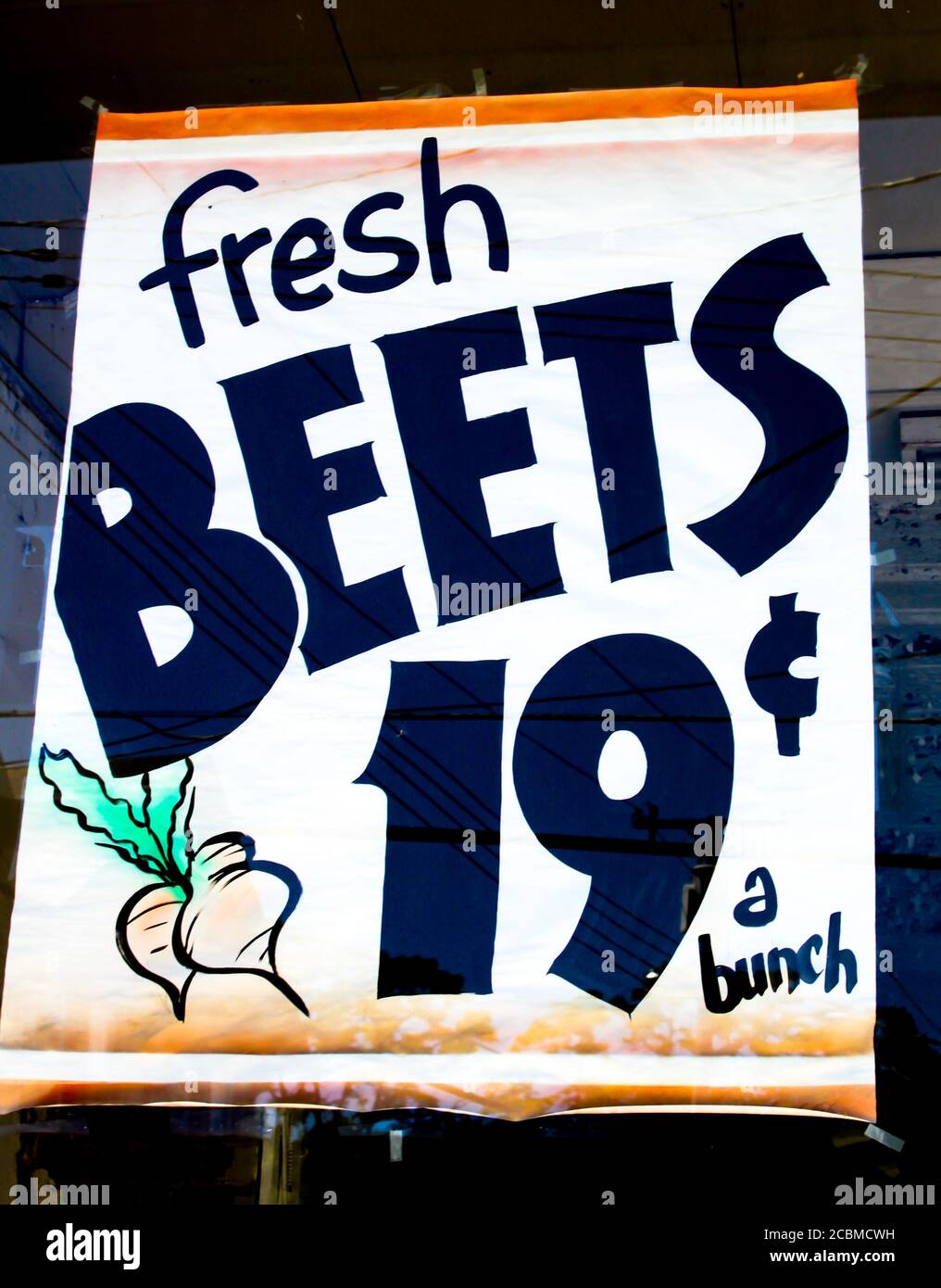WOODRIDGE,  NY, UNITED STATES - Jun 17, 2020: Woodridge, NY / USA - 06/16/2020: Vintage Grocery Store Sign Fresh Beets 19 Cents a Bunch circa 1940's 1 Stock Photo