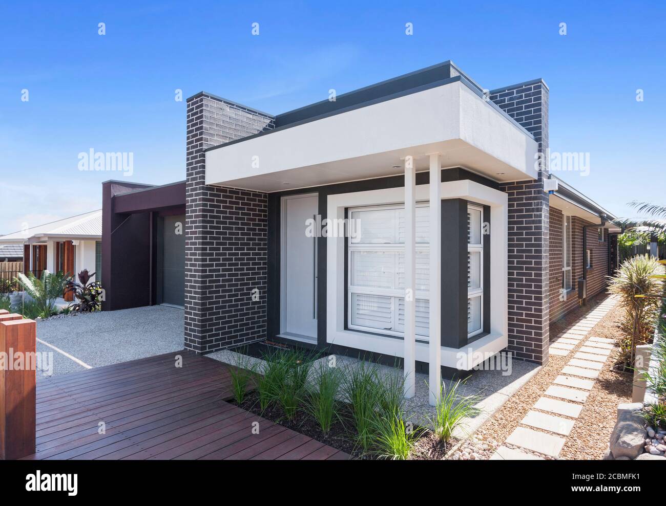 A modern and luxury house exterior view Stock Photo - Alamy