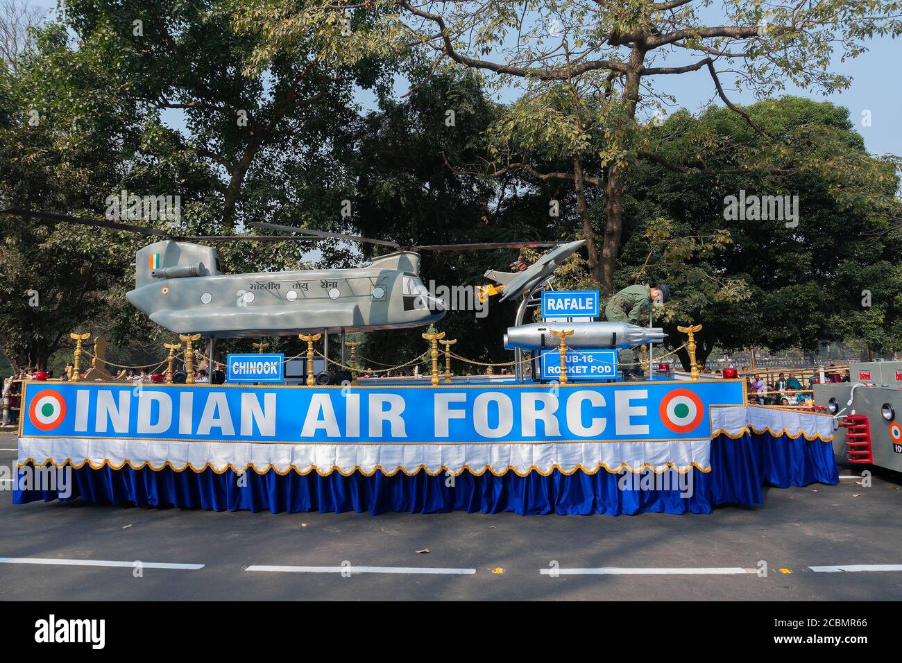 Kolkata, West Bengal, India - 26th January 2020 : A truck carrying model of Rafale fighter jet, UB 16 rocket pod and Chinook helicopter, Republic day. Stock Photo