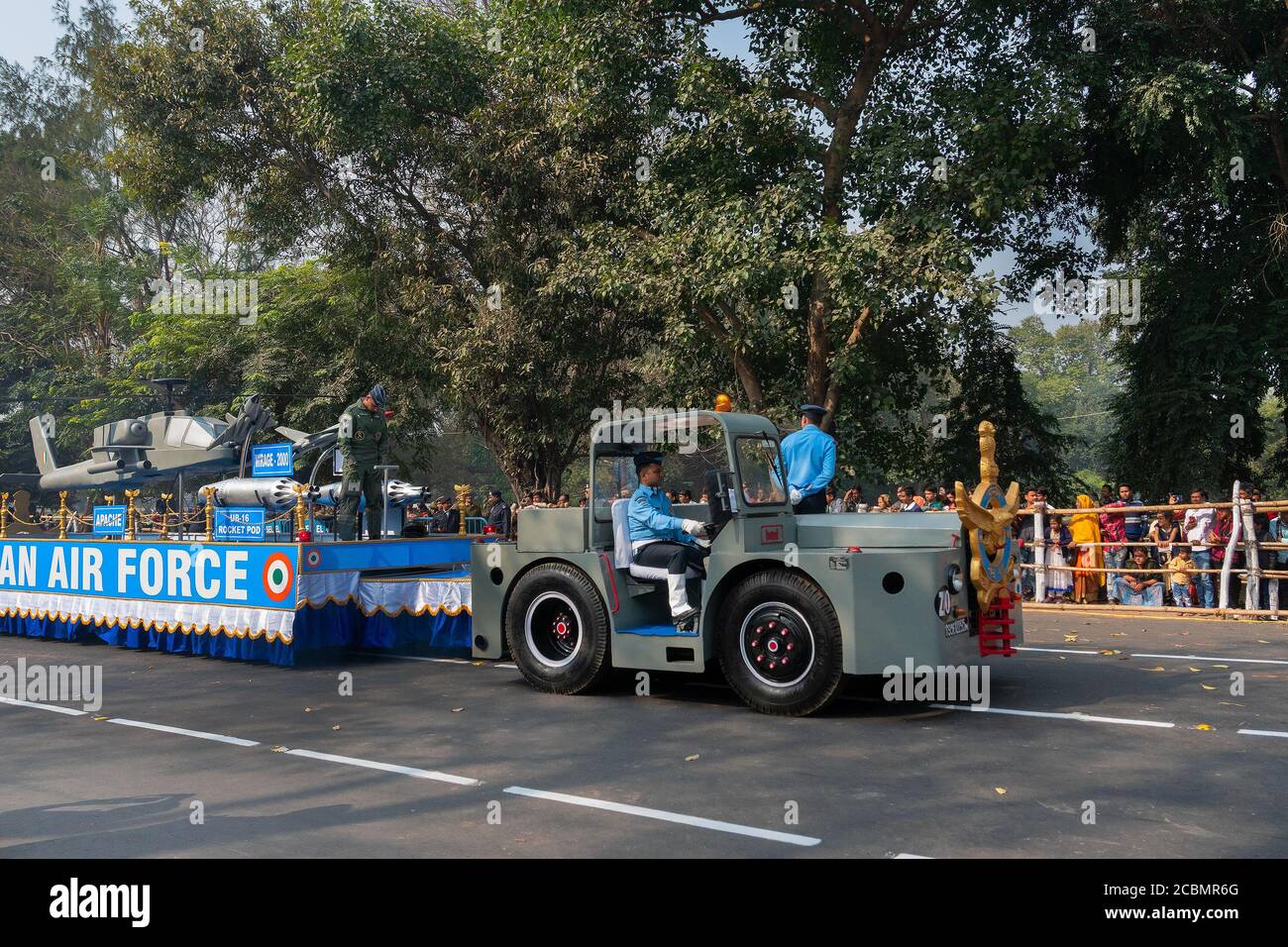 Kolkata, West Bengal, India - 26th January 2020 : Model of Mirage 2000 fighter jet, UB 16 rocket pod and Apache helicopter, being carried . Republic d Stock Photo