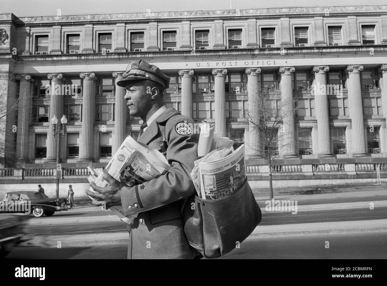 Mailman on Route, Washington D.C., USA, Warren K. Leffler, U.S. News & World Report Magazine Photograph Collection, April 1957 Stock Photo