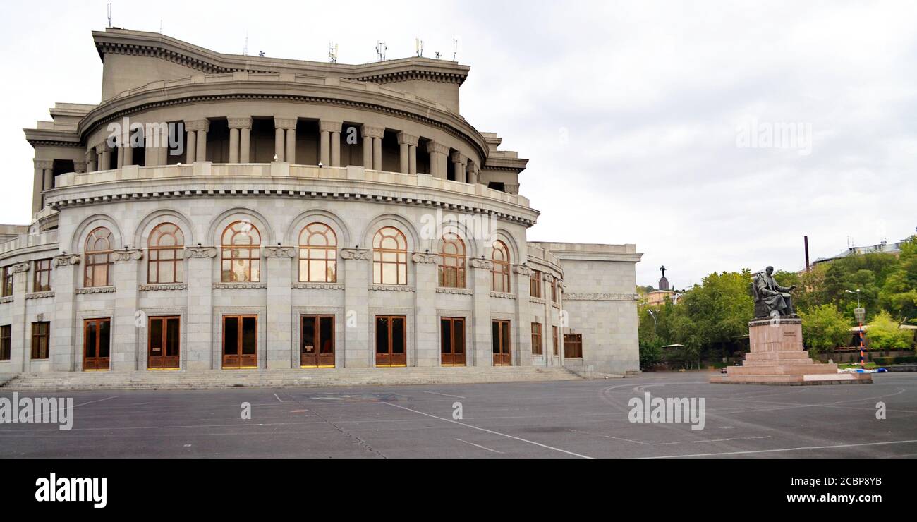 Yerevan Opera House Stock Photo Alamy