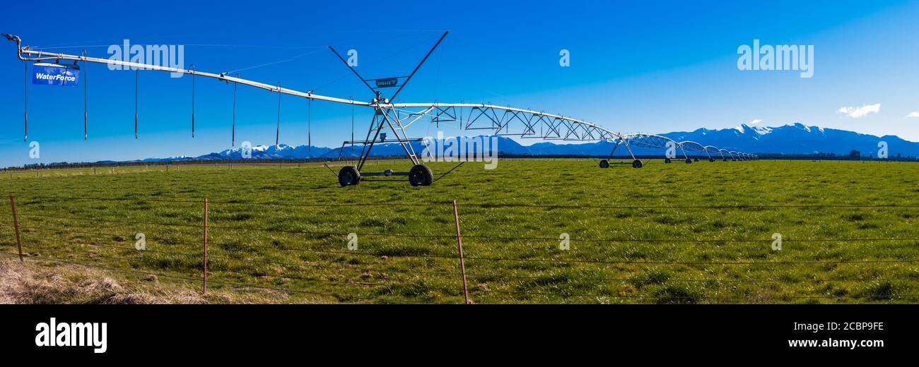 New Zealand Countryside Scenes Irrigation Infrastructure irrigators