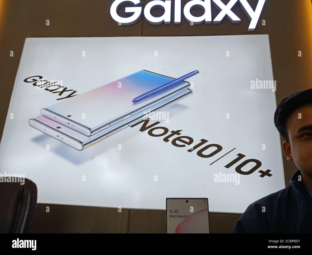 Galaxy Note 10 Plus Unboxing 