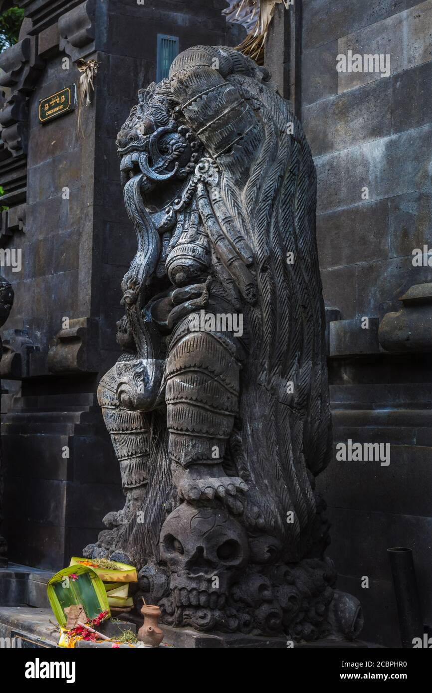 Statues at the entrance of a hinduist temple in Bali, Indonesia Stock ...