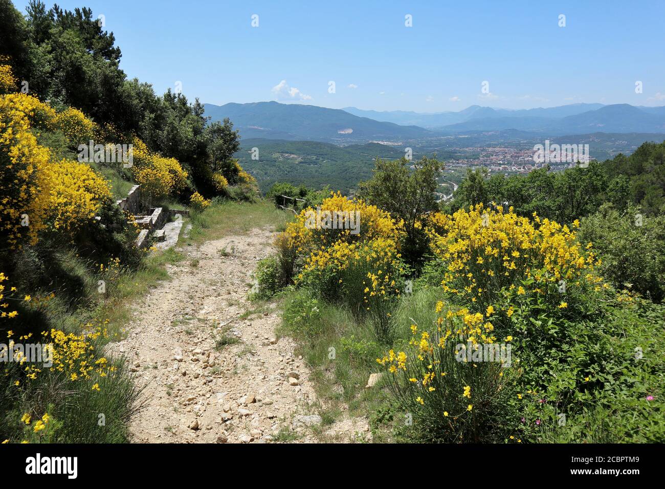 Sentiero colorato hi-res stock photography and images - Alamy