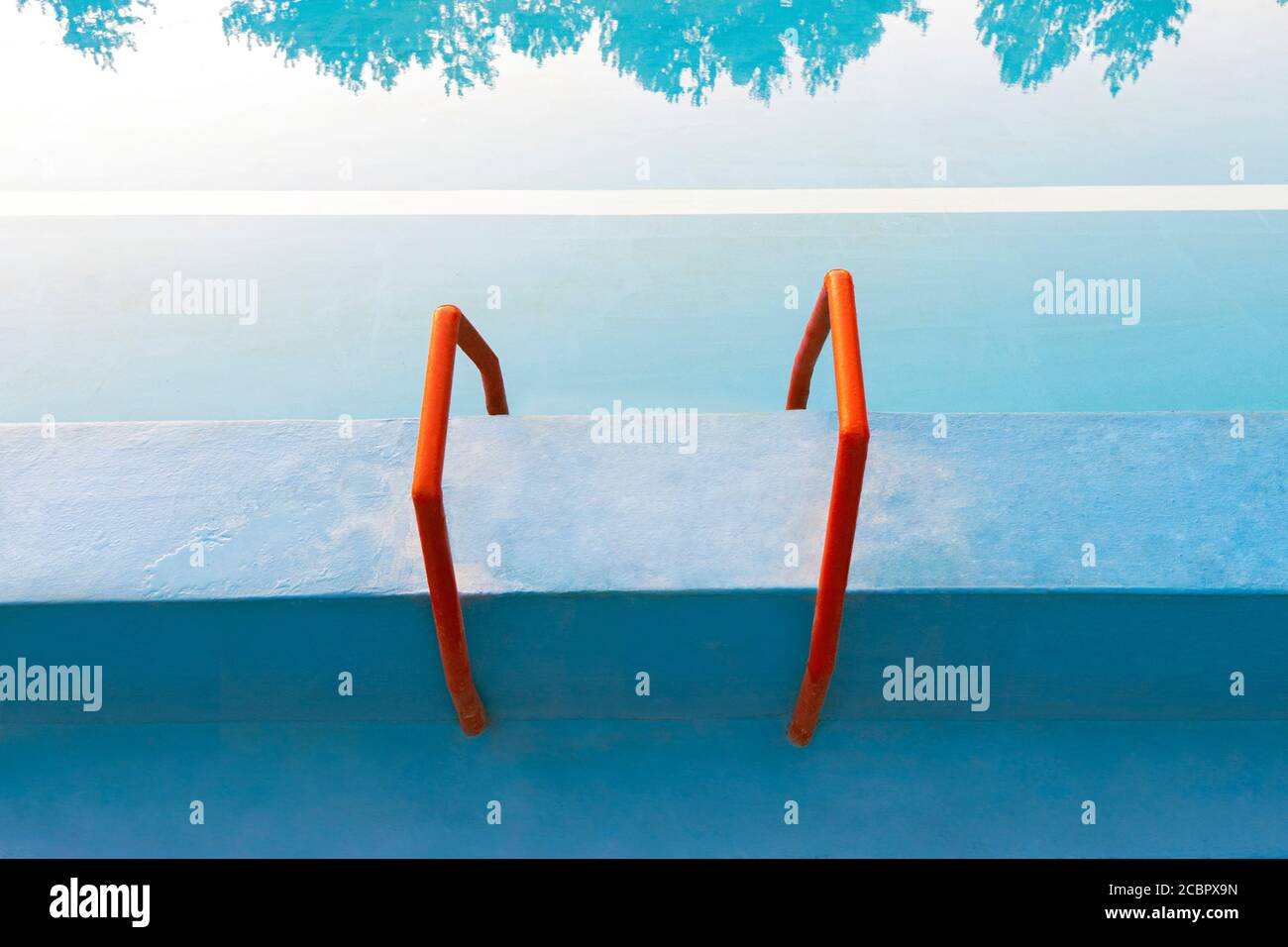 Stairs To Enter And Exit A Pool Stock Photo Alamy