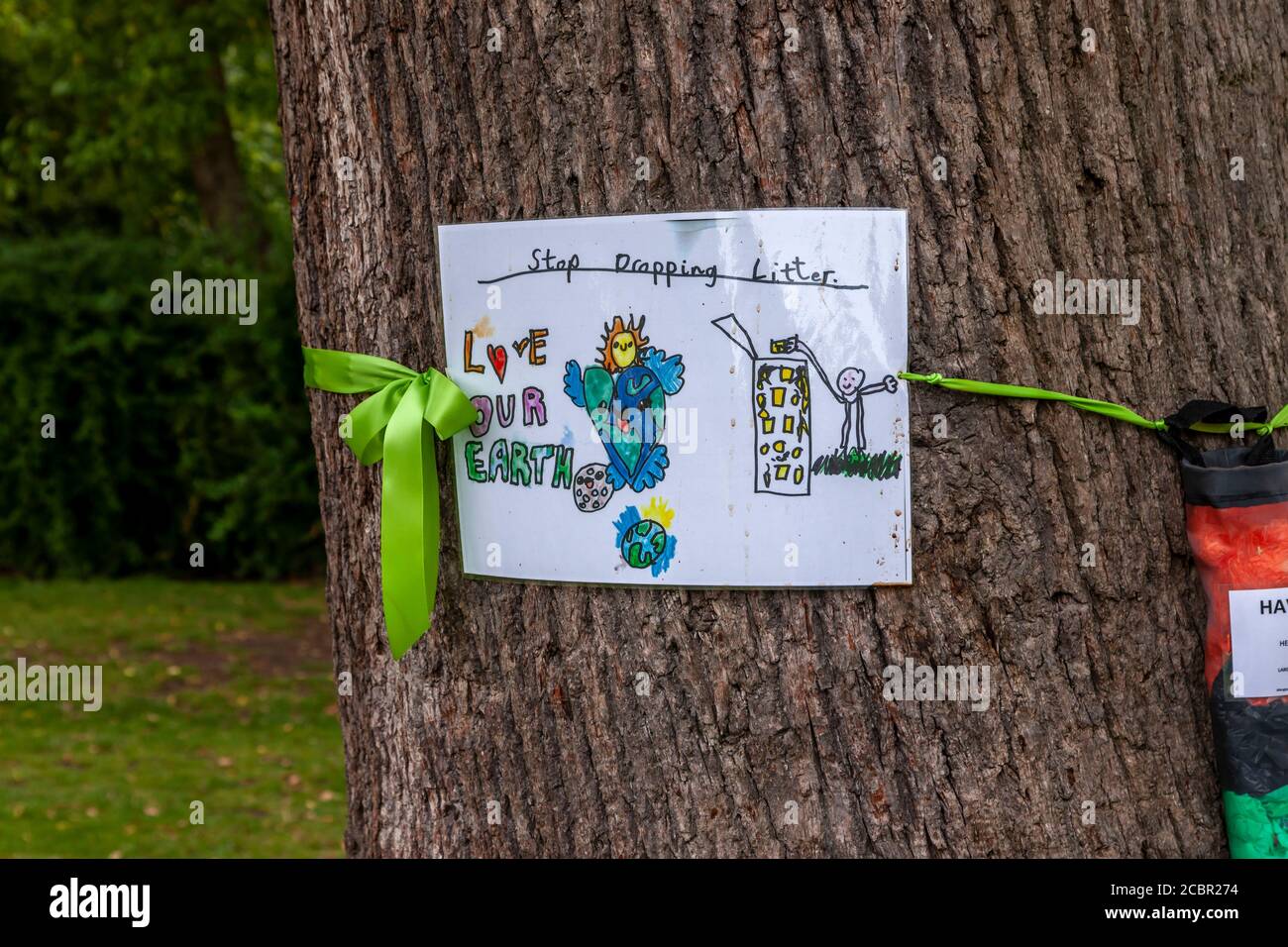 Northampton, UK, 15th August 2020. A local male resident litter picking