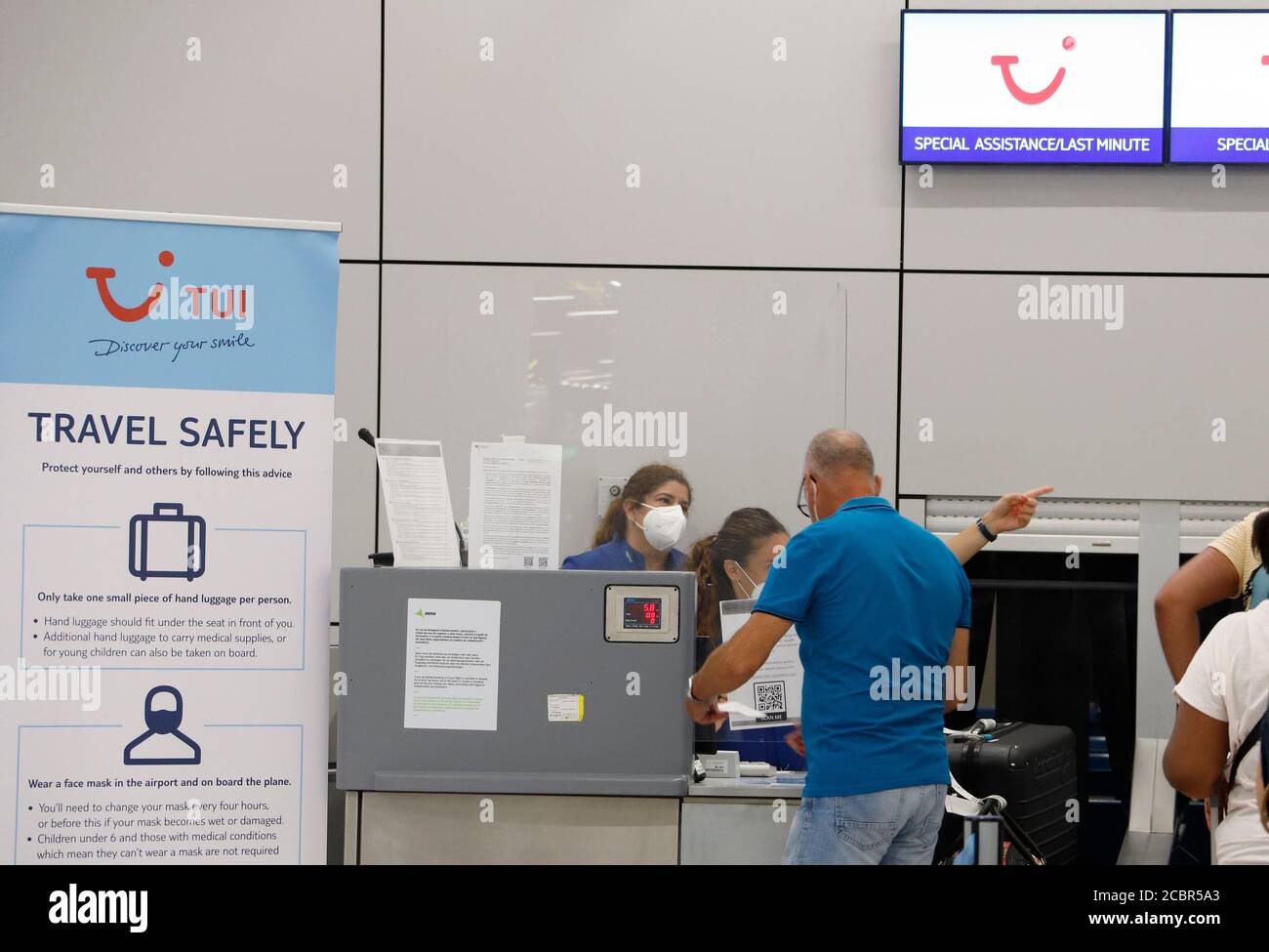 tui damaged luggage