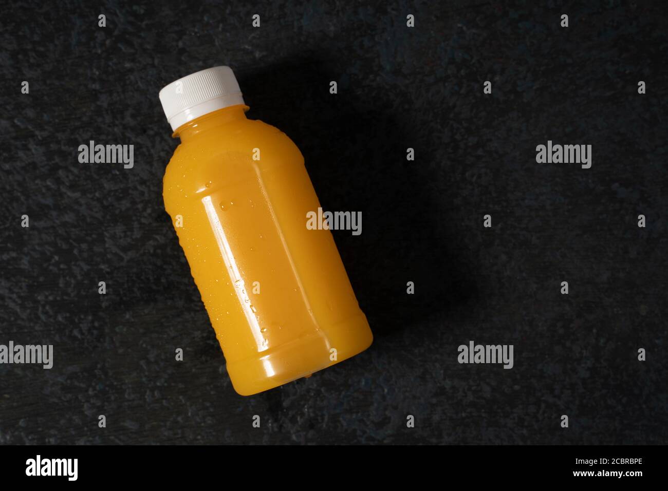 Download Blank Juice Bottle High Resolution Stock Photography And Images Alamy