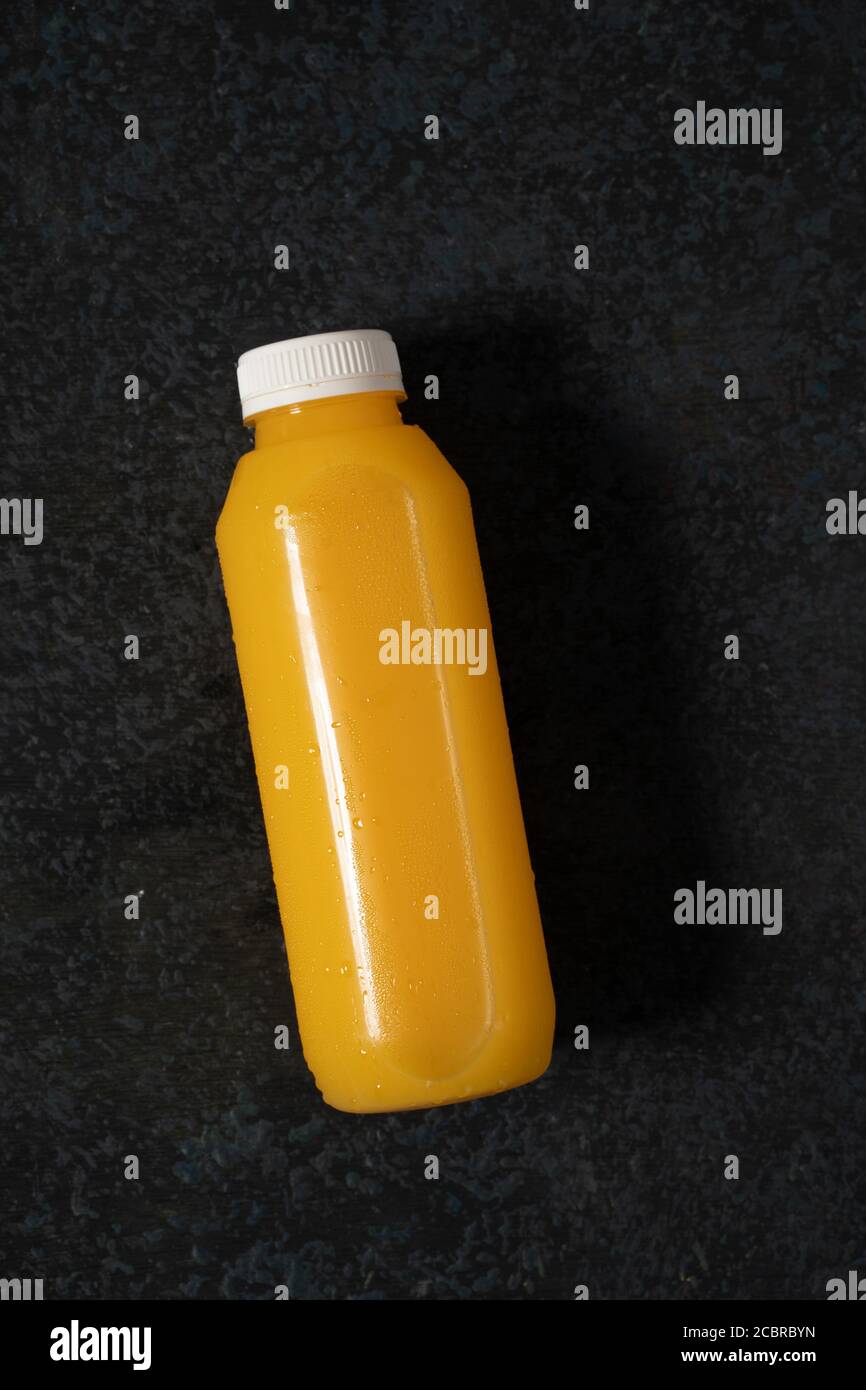 Download Blank Juice Bottle High Resolution Stock Photography And Images Alamy