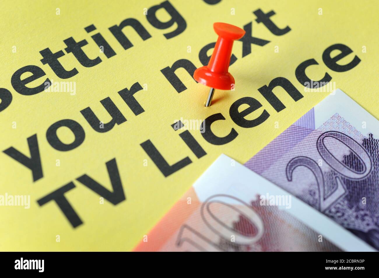 TV LICENCE INFORMATION LEAFLET WITH MONEY RE TELEVISION PENSIONERS FREE BBC WATCHING ETC UK Stock Photo