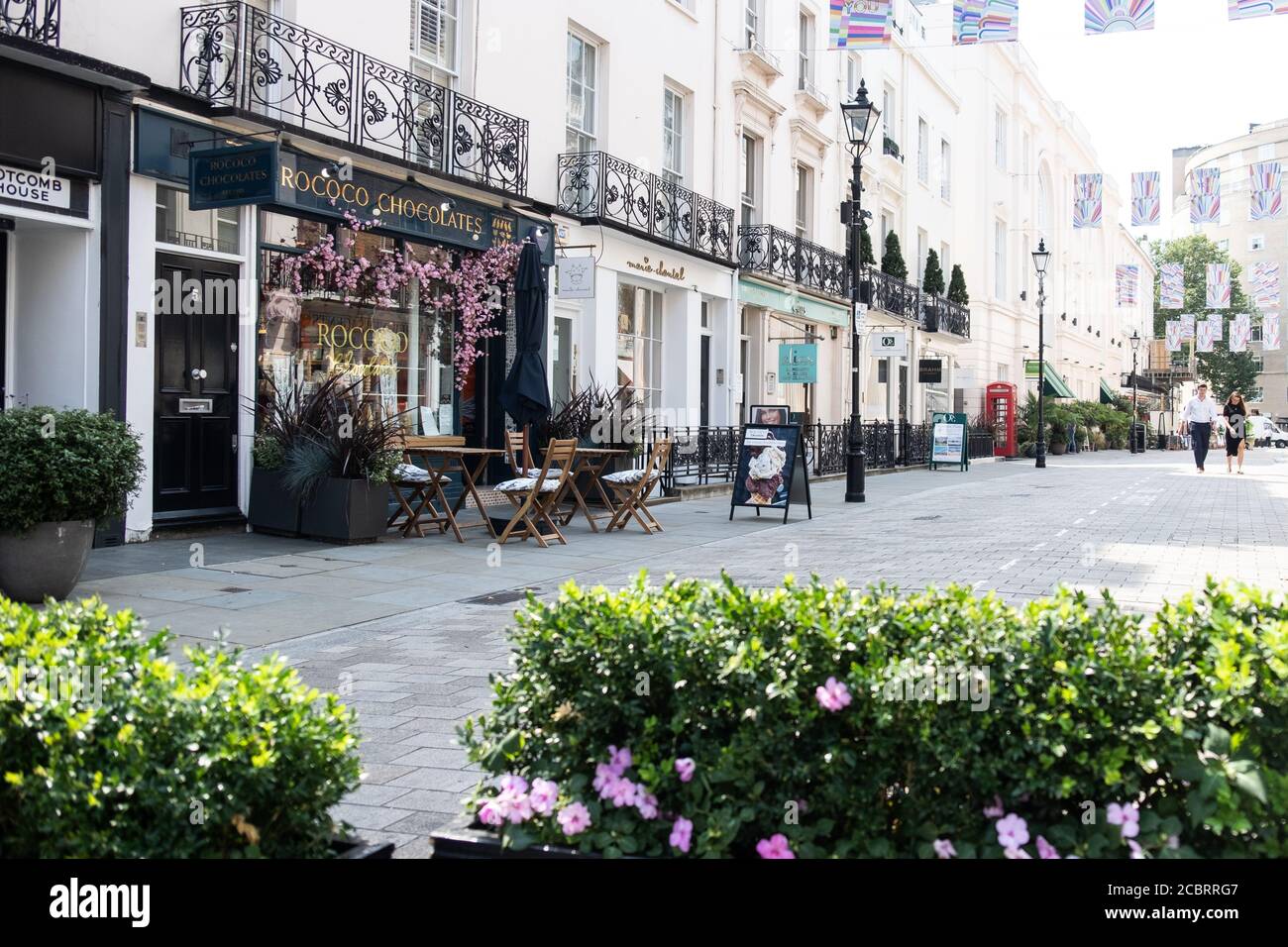 London- August, 2020: Motcomb Street in Knightsbridge / Belgravia. An upmarket shopping street know for its luxury fashion shops Stock Photo