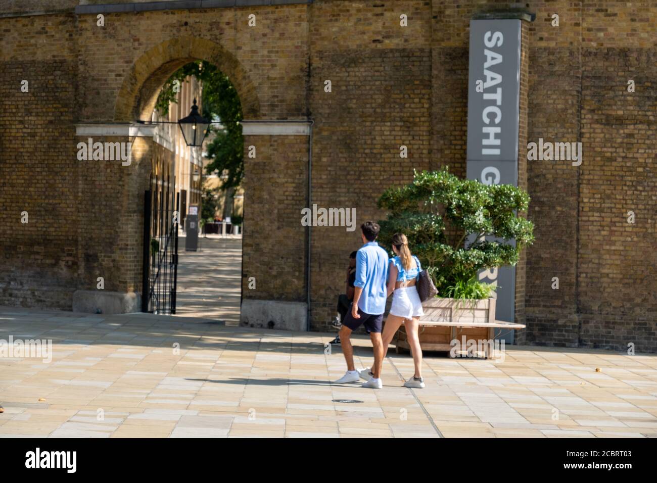 London- August, 2020: Saatchi Gallery entrance, a contemporary art gallery on the Kings Road in Chelsea Stock Photo