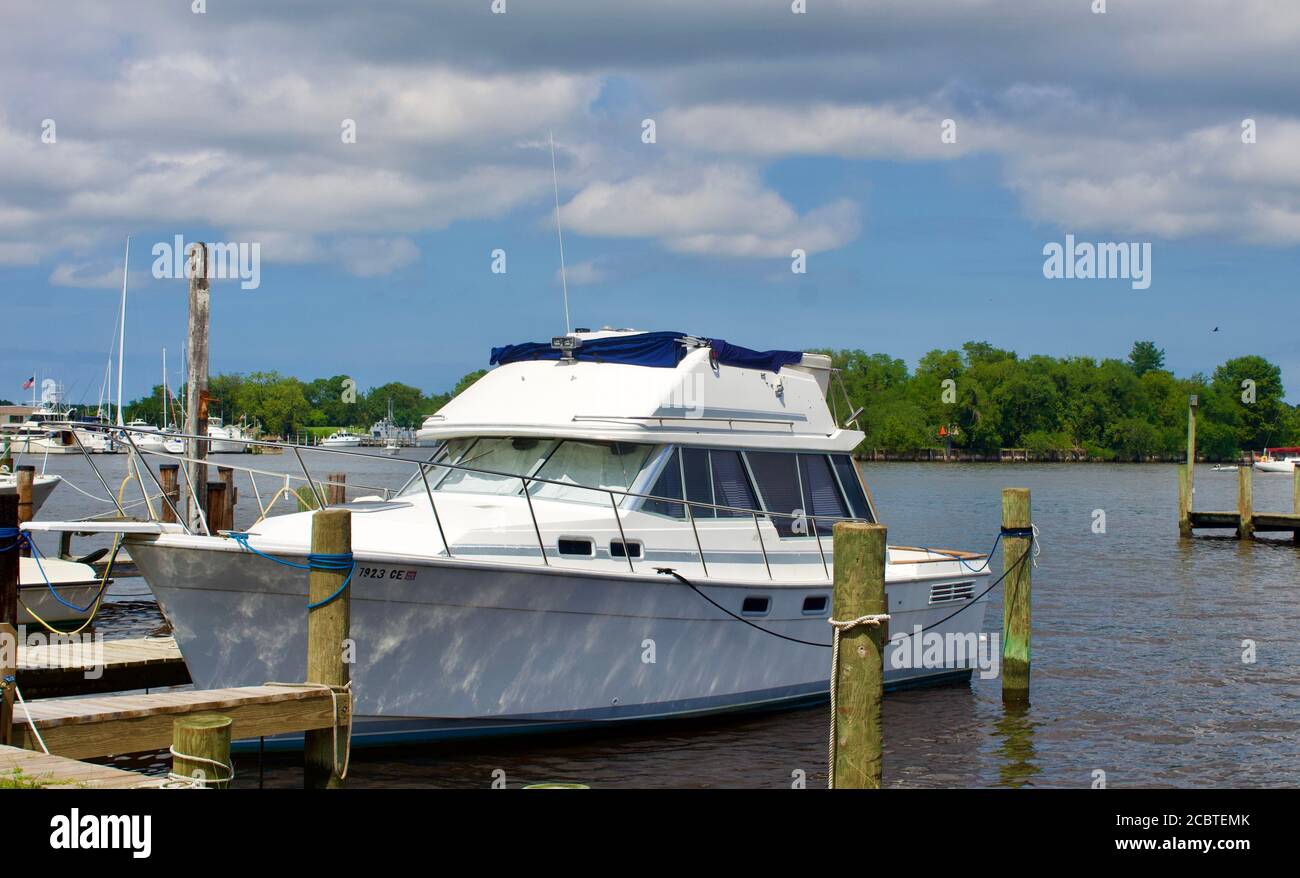 Boat on Solomon's Island Stock Photo Alamy