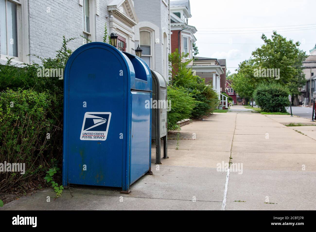 United States. 15th Aug, 2020. This United States Postal Service (USPS) mailbox is in downtown Sunbury, Pennsylvania. The USPS warned states in late July 2020 that it might not be able to deliver mail-in ballots in time to be counted. (Photo by Paul Weaver/Pacific Press) Credit: Pacific Press Media Production Corp./Alamy Live News Stock Photo