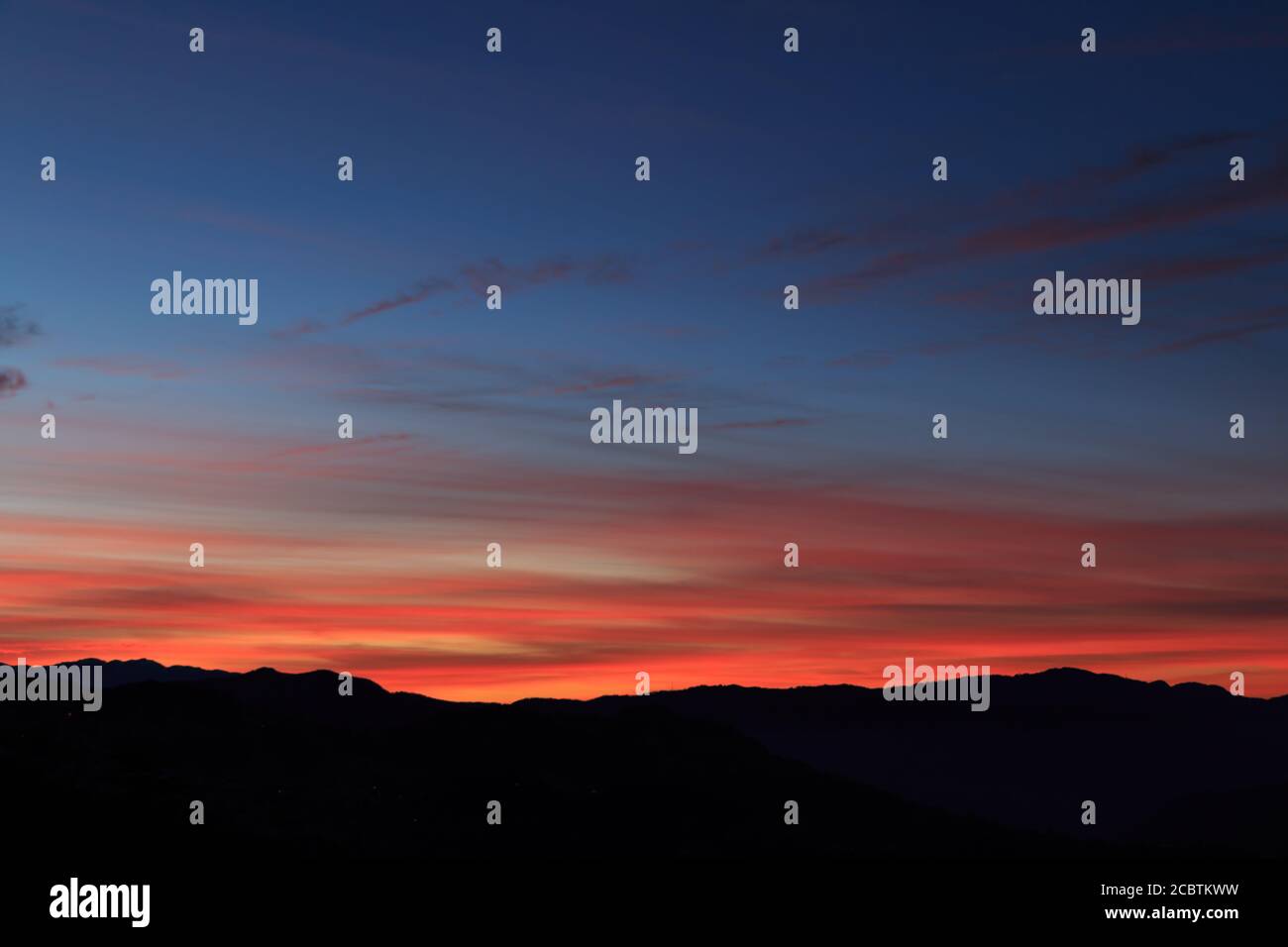 Sunrise over the hills hi-res stock photography and images - Alamy
