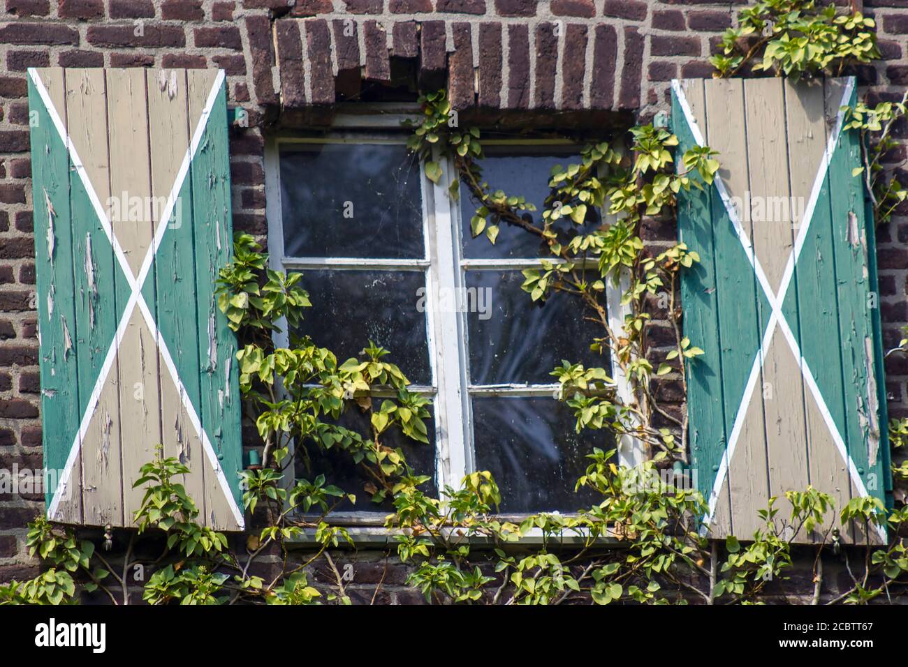 old window with wooden shutters Stock Photo - Alamy