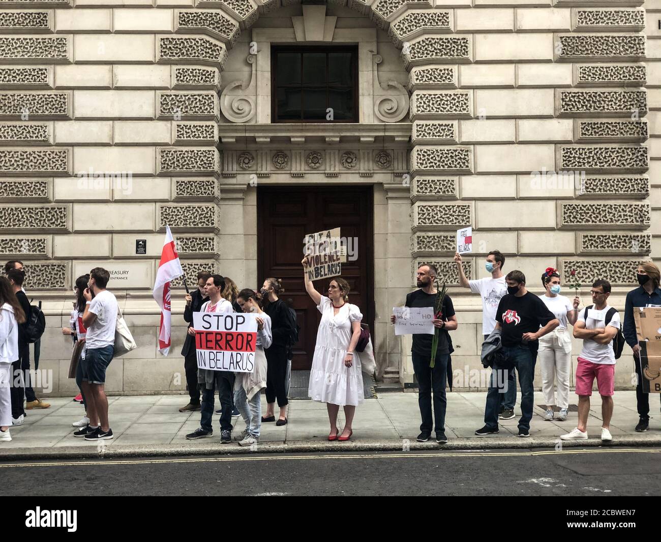 London, UK. 15th Aug, 2020. People in London came together to demonstrate solidarity with Belarus against Lukashenko on August 15, 2020. (Photo by Laura Chiesa/Pacific Press/Sipa USA) Credit: Sipa USA/Alamy Live News Stock Photo