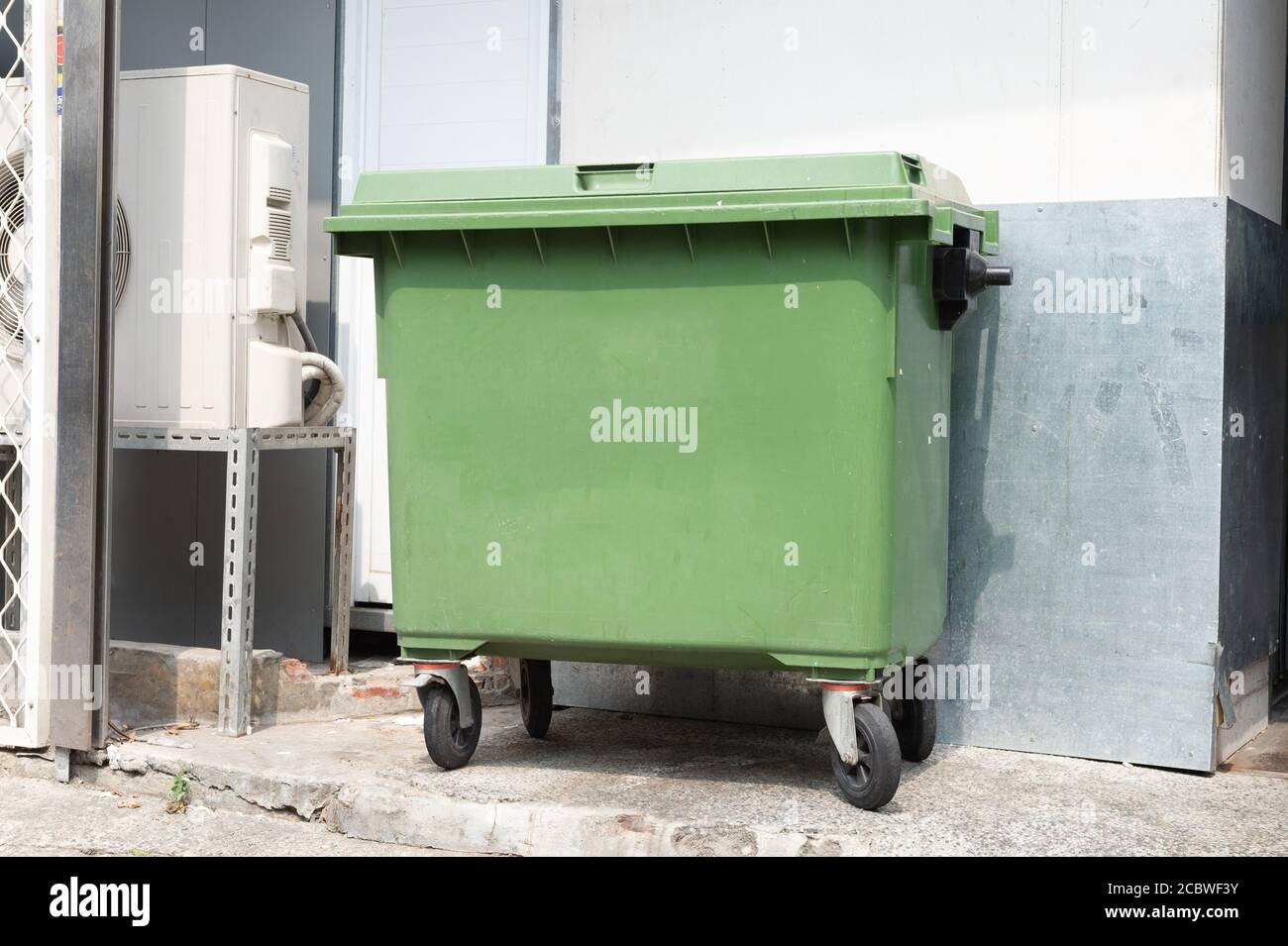 city trash cans Stock Photo Alamy
