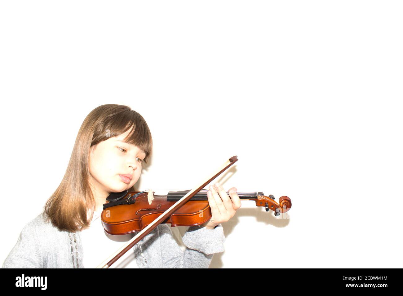 Happy beautiful girl with violin isolated on white background Stock ...