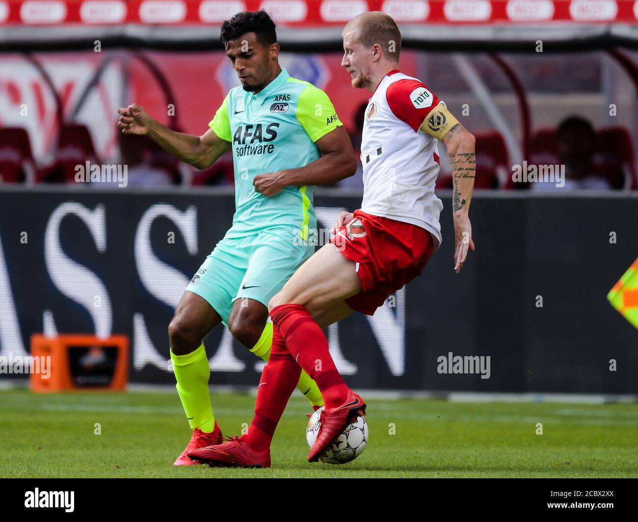 UTRECHT, NETHERLANDS - AUGUST 1: Owen Wijndal of AZ, Simon Gustafson of FC Utrecht seen during the pre season match  FC Utrecht v AZ Alkmaar on August 1, 2020 in Utrecht, The Netherlands.  *** Local Caption *** Owen Wijndal, Simon Gustafson Stock Photo
