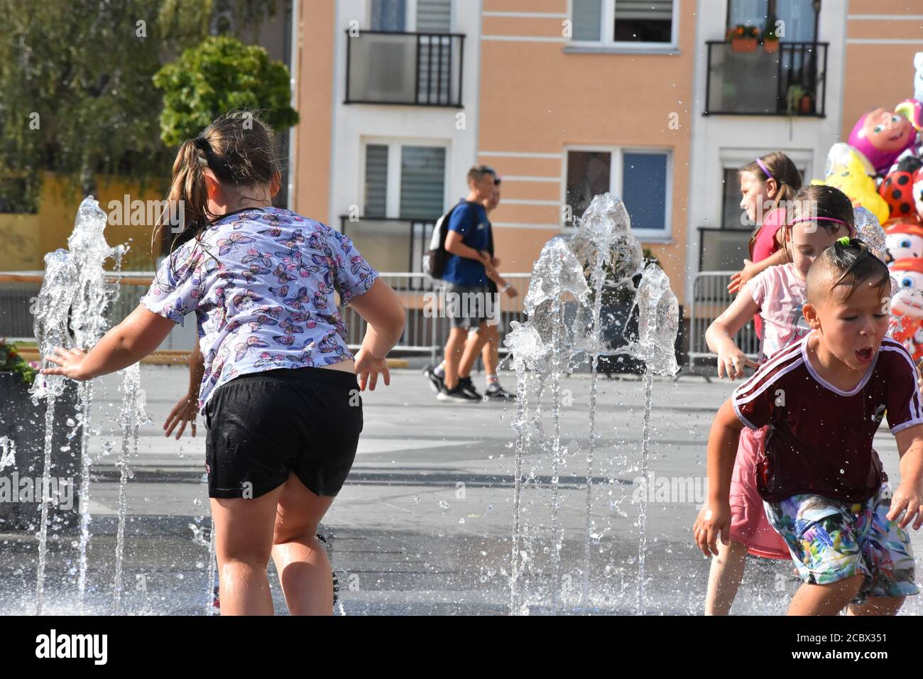 Lubin, Poland. 16th Aug, 2020. Summer in Poland is record-breaking heat. In  the sun, the thermometers read plus 40 degrees Celsius. Poles usually drink  cold beer and other cooling drinks and children