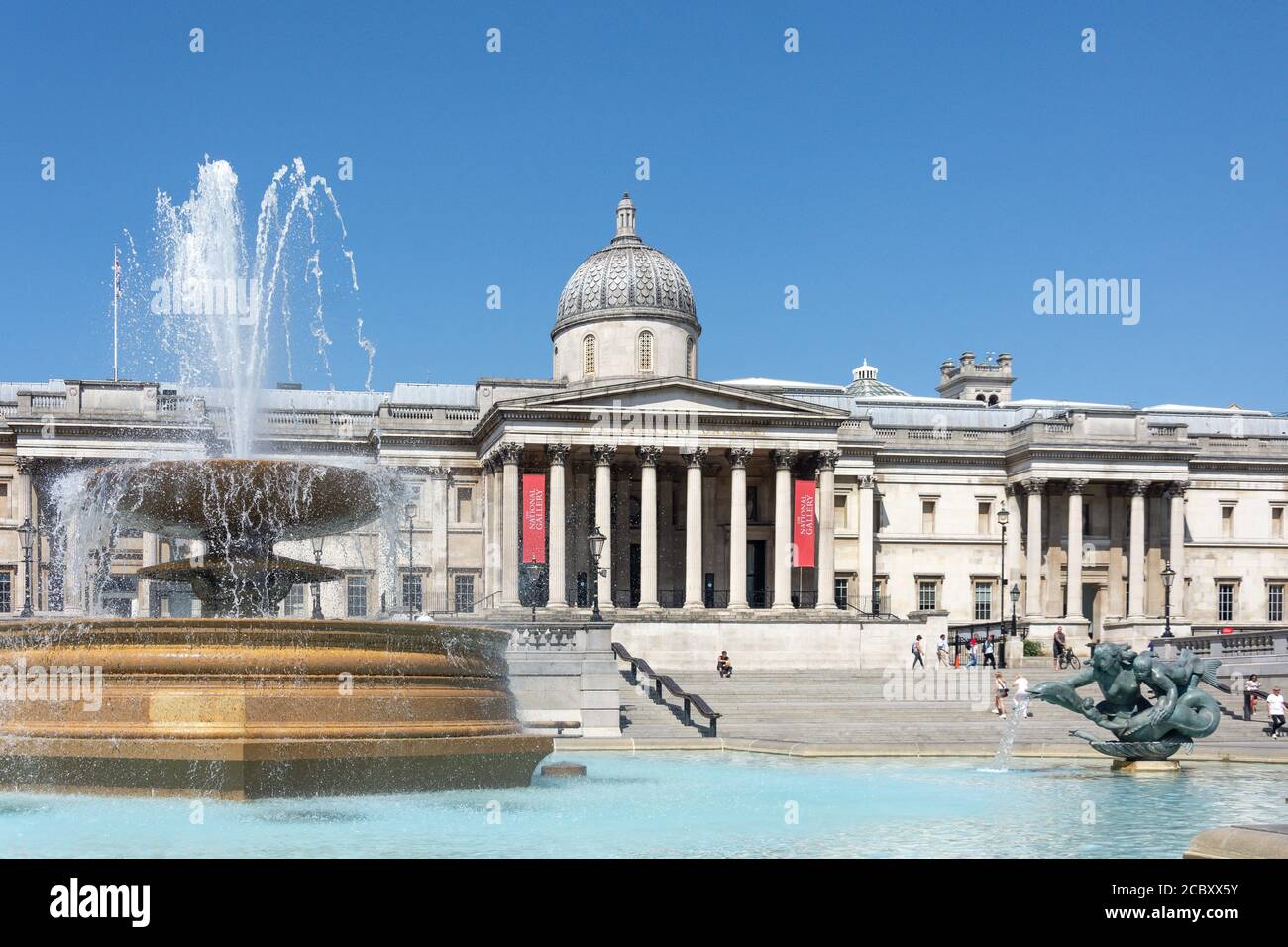 National Gallery and fountain, Trafalgar Square, City of Westminster, Greater London, England, United Kingdom Stock Photo