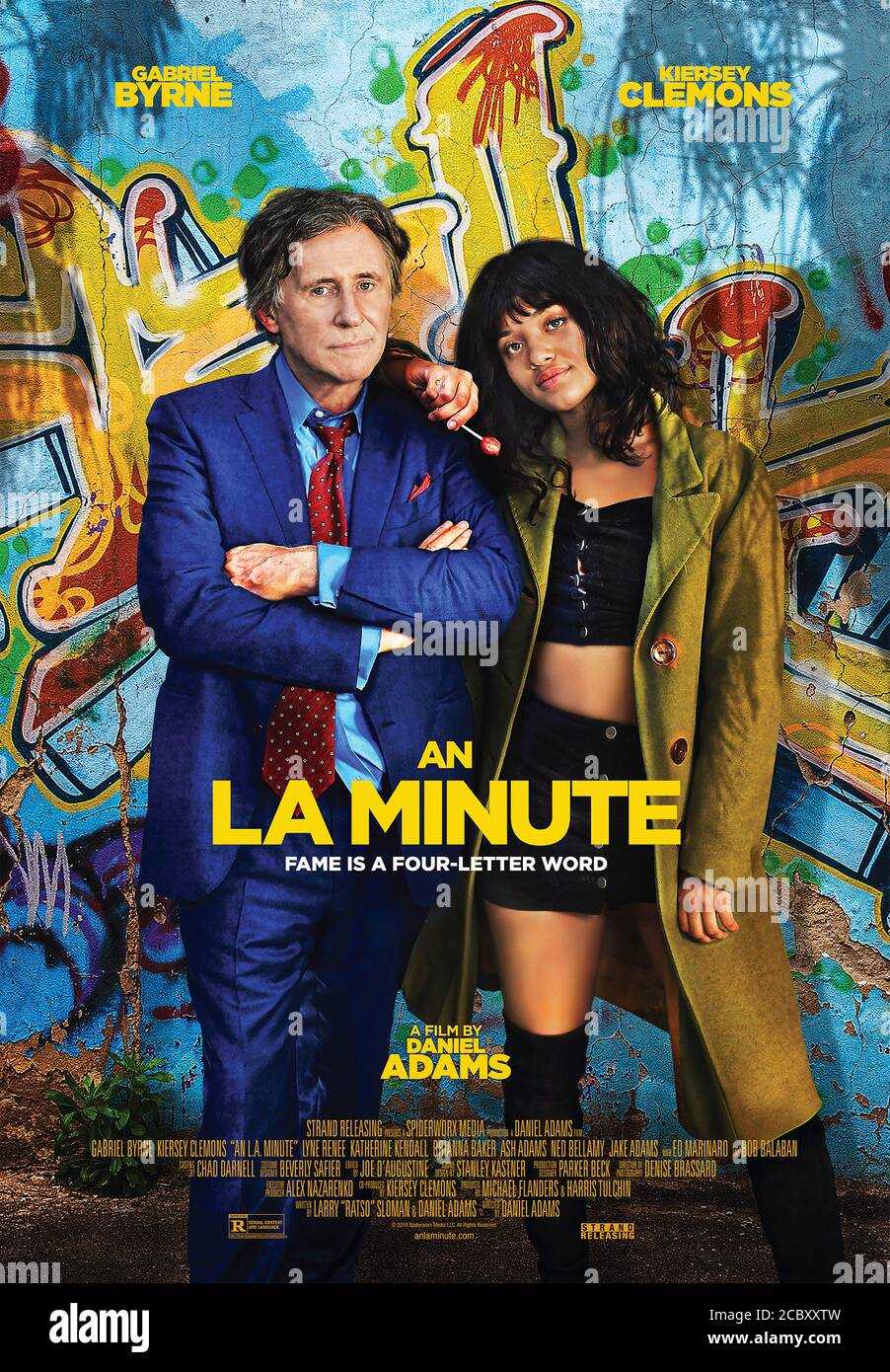 An L.A. Minute (2018) directed by Daniel Adams and starring Gabriel Byrne, Kiersey Clemons, Lyne Renée and Bob Balaban. Satirical comedy about celebrity culture and Tinseltown about a sellout best selling author meeting a performance artist with integrity. Stock Photo