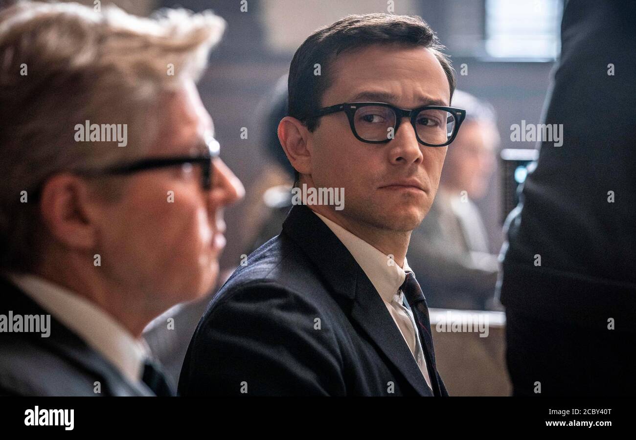 RELEASE DATE: October 16, 2020 TITLE: The Trial of the Chicago 7 STUDIO: Netflix DIRECTORS: Aaron Sorkin PLOT: The story of 7 people on trial stemming from various charges surrounding the uprising at the 1968 Democratic National Convention in Chicago. STARRING: (L -R) J.C. MACKENZIE as Thomas Foran and JOSEPH GORDON-LEVITT as Richard Schultz. (Credit Image: © Niko Tavernise/Netflix/Entertainment Pictures via ZUMA Wire) Stock Photo