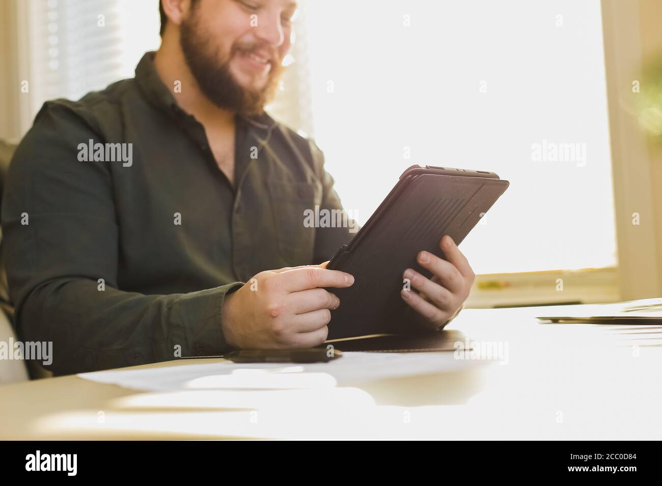 Close up unshaved man holding hi-res stock photography and images - Alamy