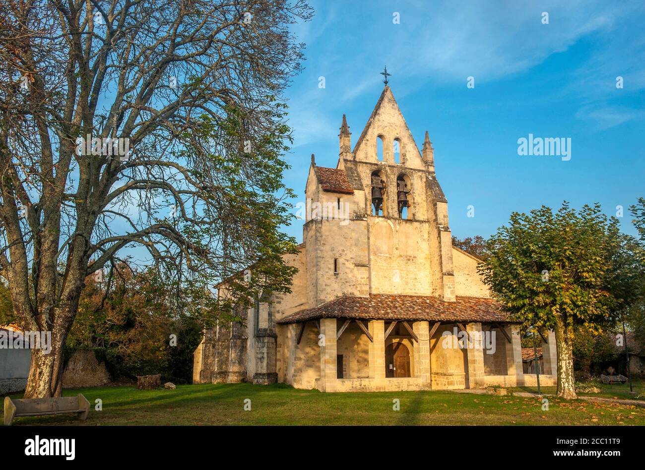France, Gironde, Haute-Lande girondine, church Sain-Leger of Saint-Leger de  Balson Stock Photo - Alamy