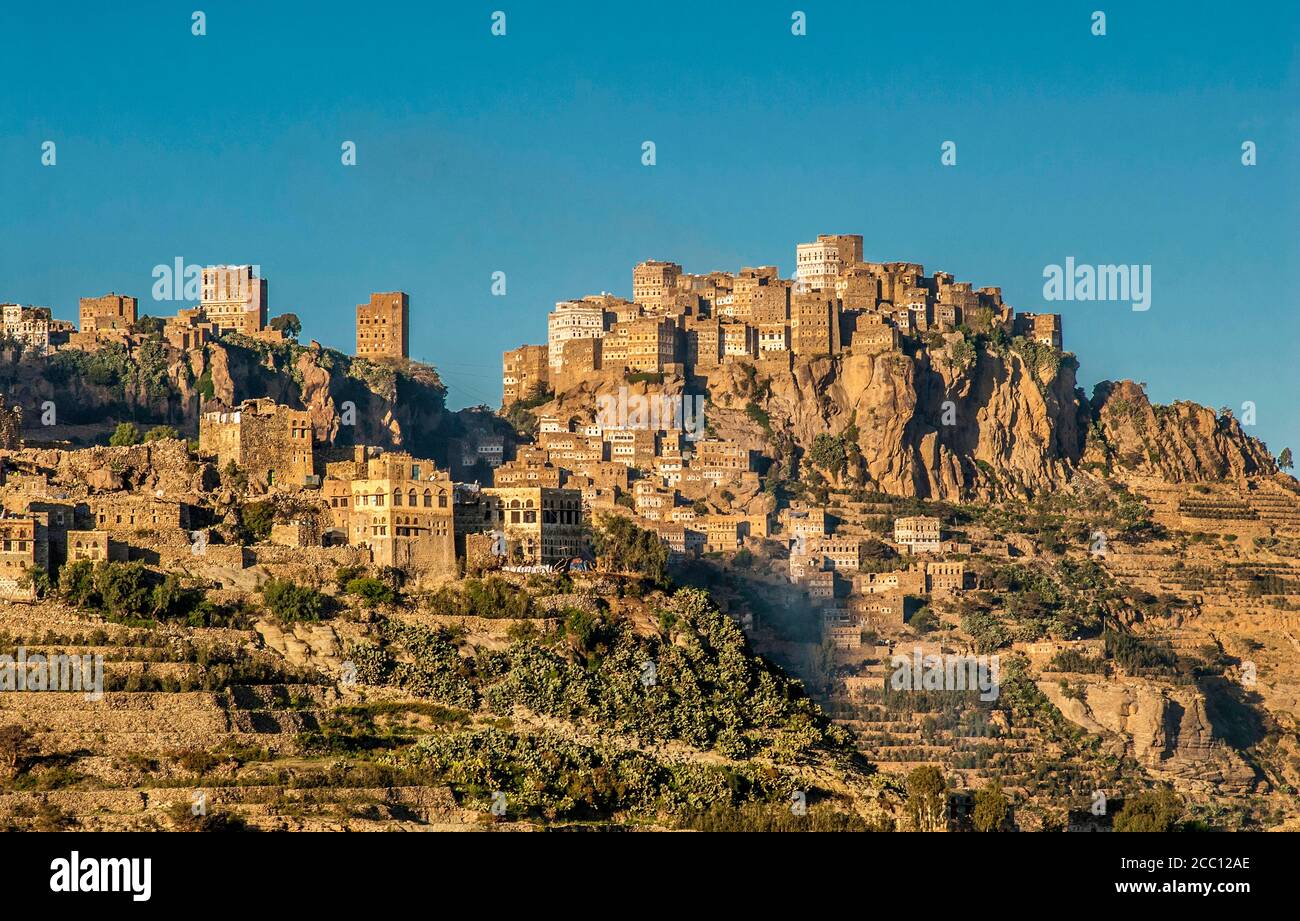 Middle East, Yemen, Centre West, Jebel Harraz region (UNESCO World Heritage Tentative list) hilltop village (shooting 02/2007) Stock Photo