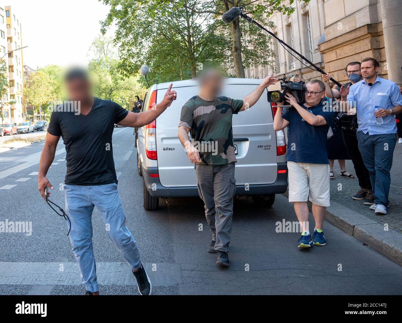 Berlin Germany 17th Aug Arafat A Ch L And A Co Defendant 2nd From L Come Out Of The District Court After A Trial The Former Business Partner Of Rapper Bushido Arafat A Ch