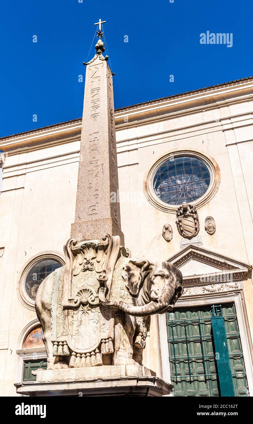 Italy, Rome, Pantheon district, Santa Maria sopra Minerva square ...