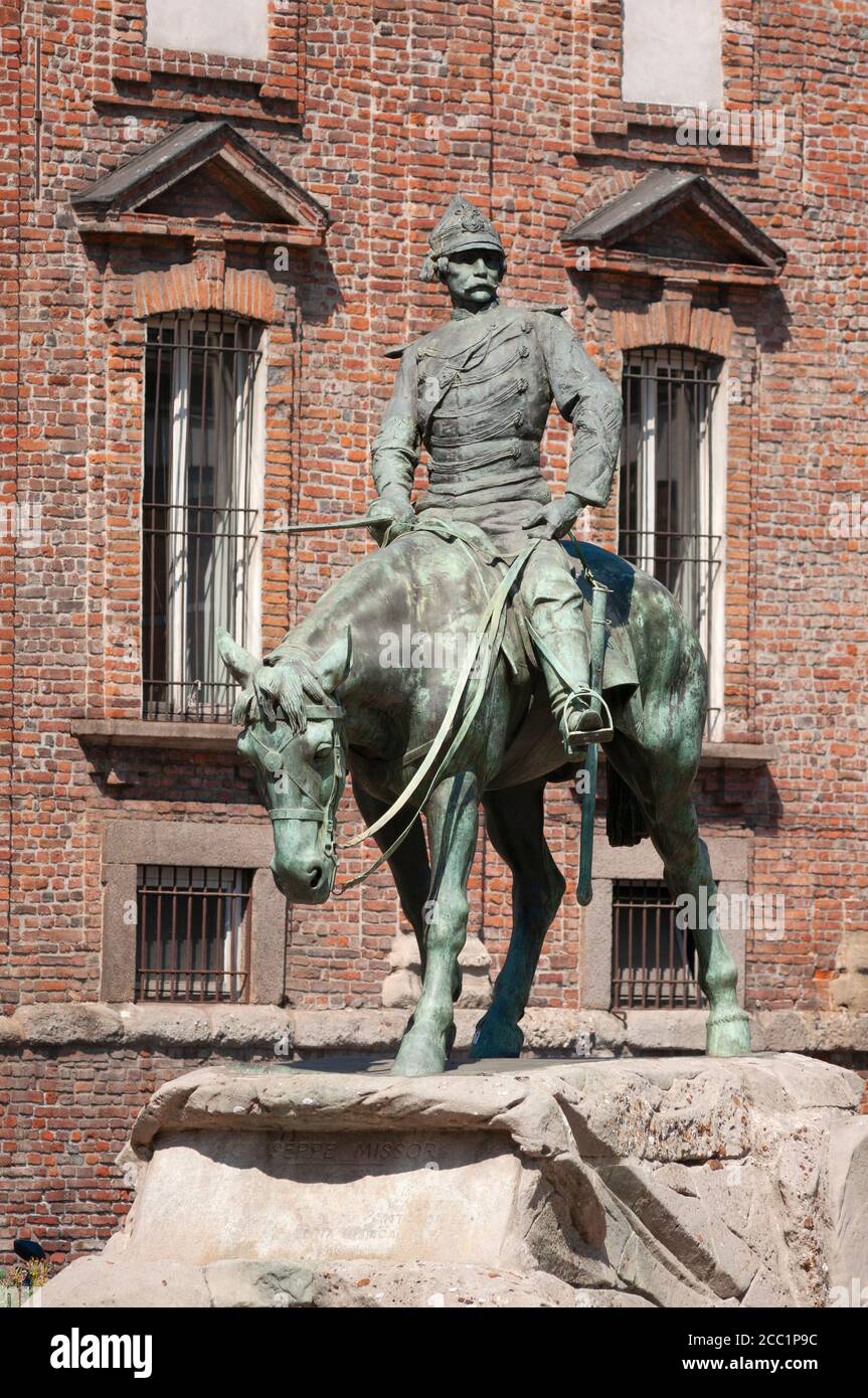 Italy, Lombardy, Milan, Piazza Giuseppe Missori Square, Statue of Giuseppe Missori on Horse by Riccardo Ripamonti date 1916 Stock Photo