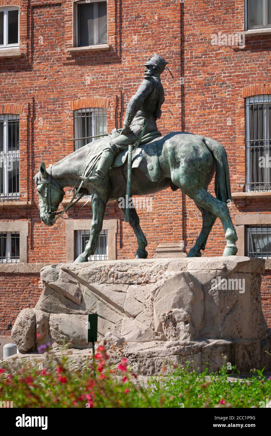 Italy, Lombardy, Milan, Piazza Giuseppe Missori Square, Statue of Giuseppe Missori on Horse by Riccardo Ripamonti date 1916 Stock Photo