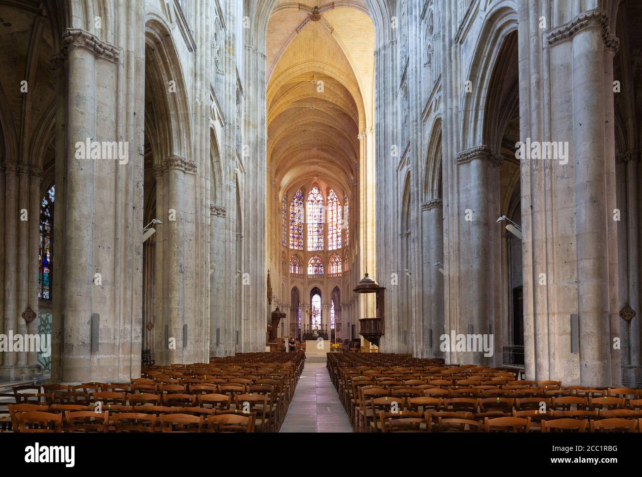 Notre dame paris interior painting hi-res stock photography and images -  Alamy