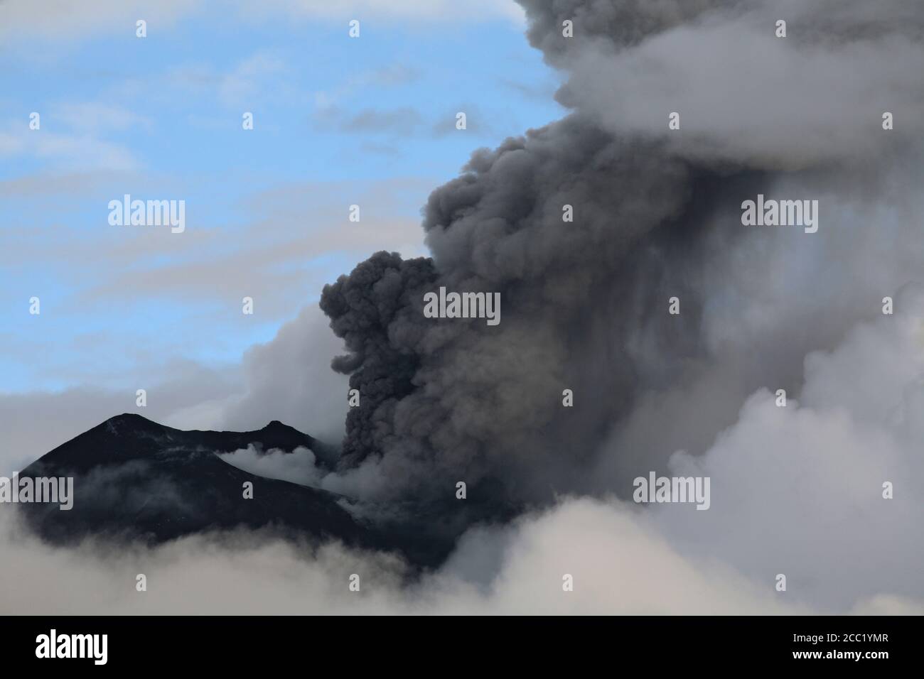 Ecuador, Tungurahua, Volcano eruption Stock Photo