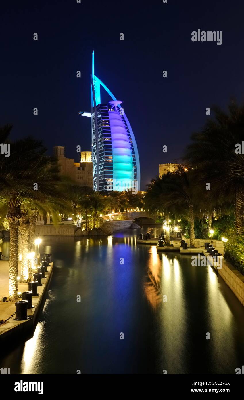 United Arab Emirates, Dubai, View of Burj al Arab hotel and Madinat  Jumeirah Stock Photo