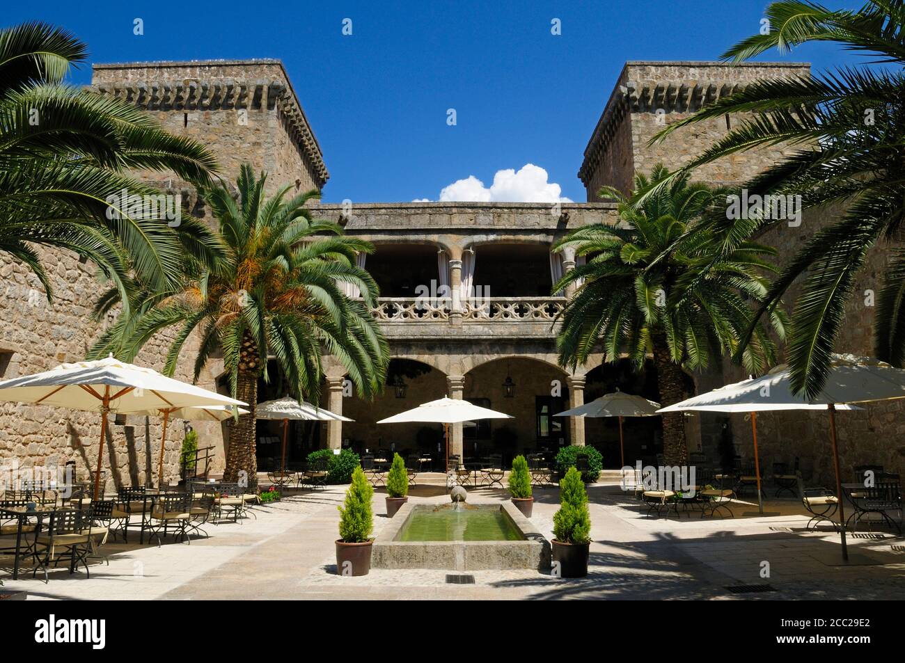 Europe, Spain, Extremadura, Sierra de Gredos, Jarandilla de la Vera, View of parador hotel Stock Photo