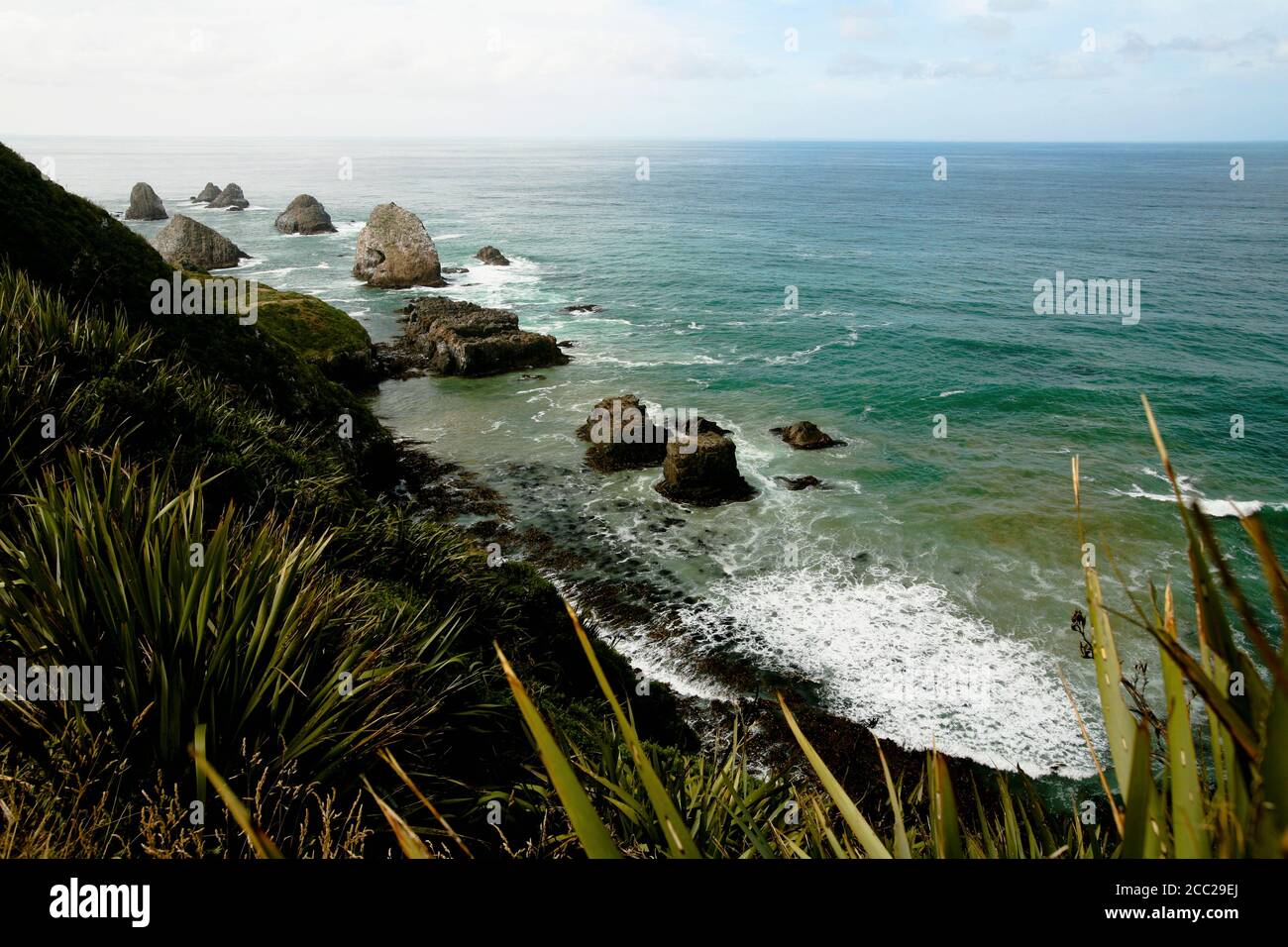 zealand-rocky-hi-res-stock-photography-and-images-alamy