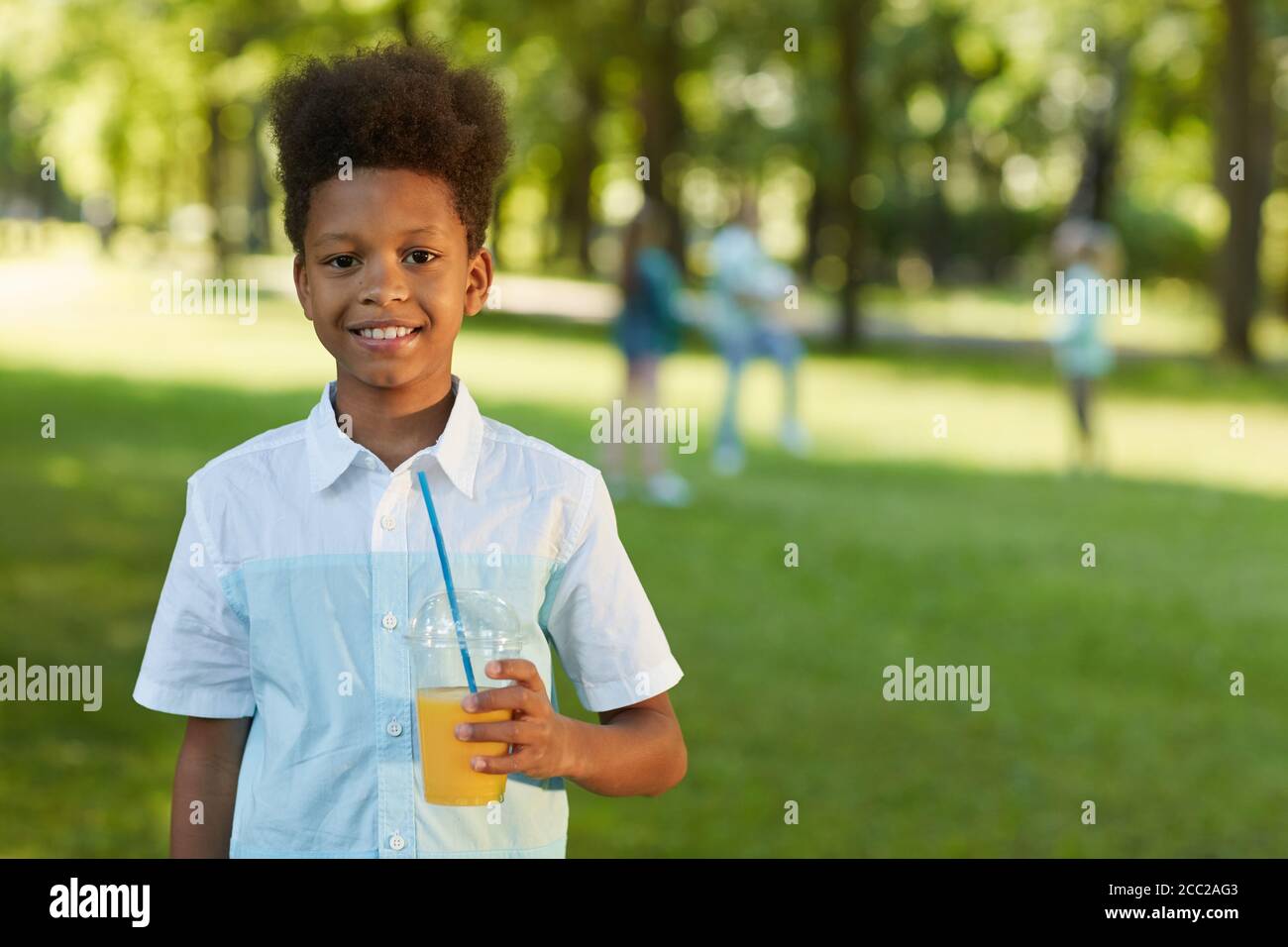 African american boy hi-res stock photography and images - Alamy