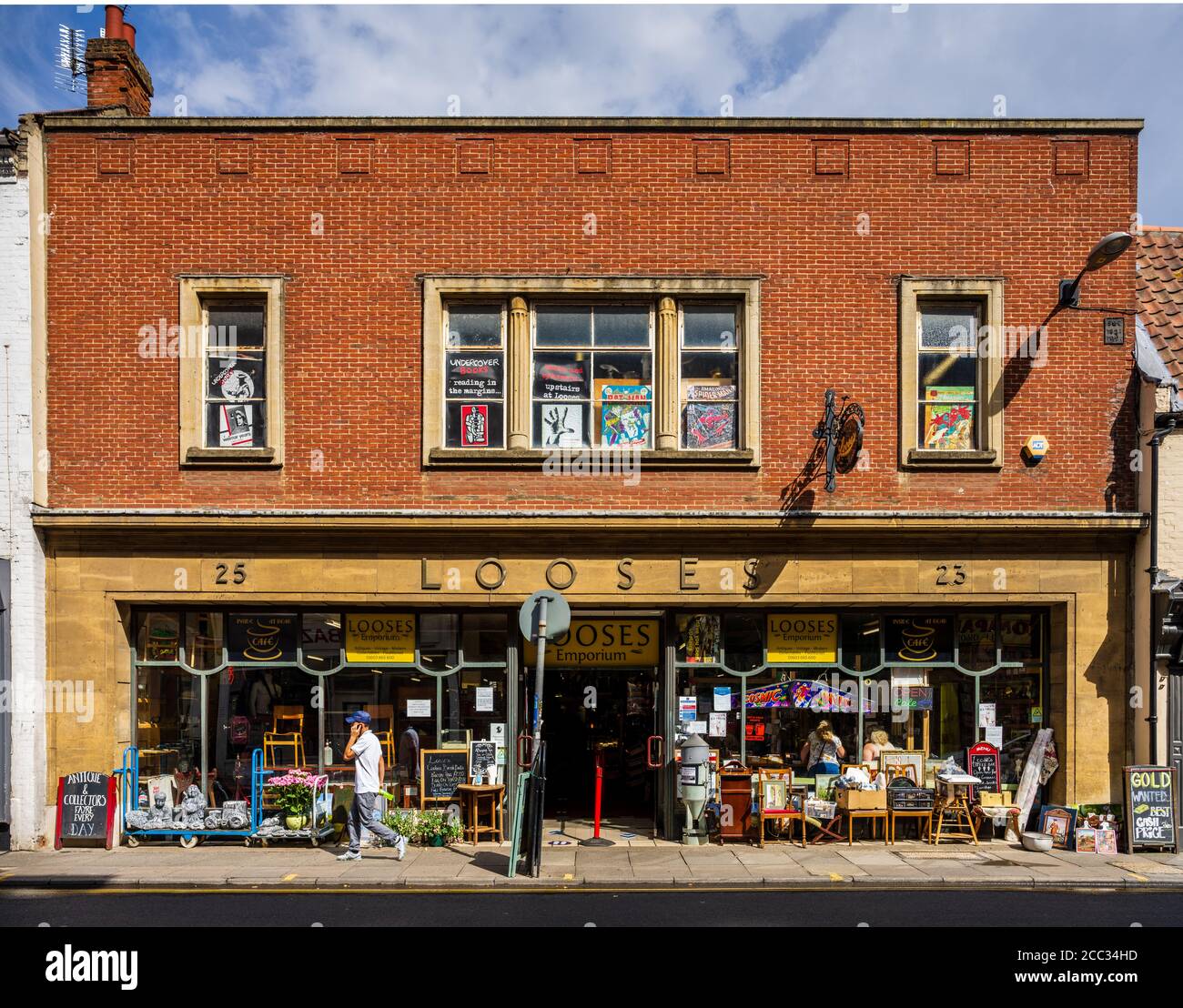 Antique shop norwich hires stock photography and images Alamy